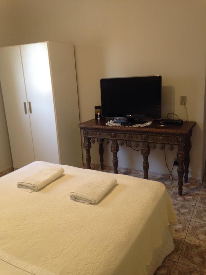Casa da Lili-ESPAÇO INDEPENDENTE E PRIVATIVO Brotas Esterno foto